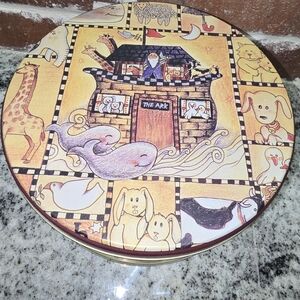 RARE 1996 NOAH'S ARK NESTLING CANS